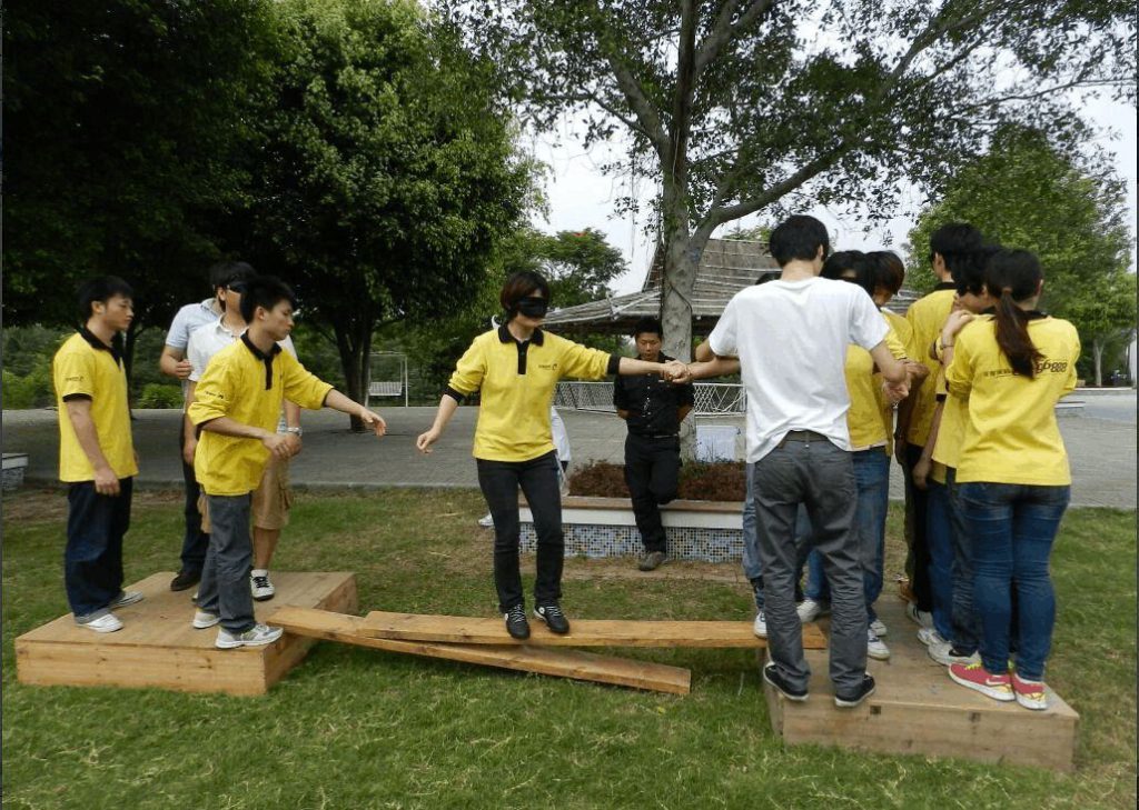 图片[2]团建123-营造惊奇团建体验经典领导力训练课程《孤岛求生》团建123-营造惊奇团建体验团建123-为团建而生,让团建更简单
