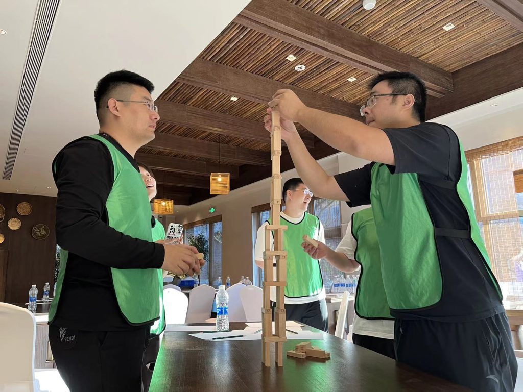 图片[5]团建123-营造惊奇团建体验山东都城安装中高层管理人员《商海争锋》主题培训项目圆满结束团建123-营造惊奇团建体验团建123-为团建而生,让团建更简单
